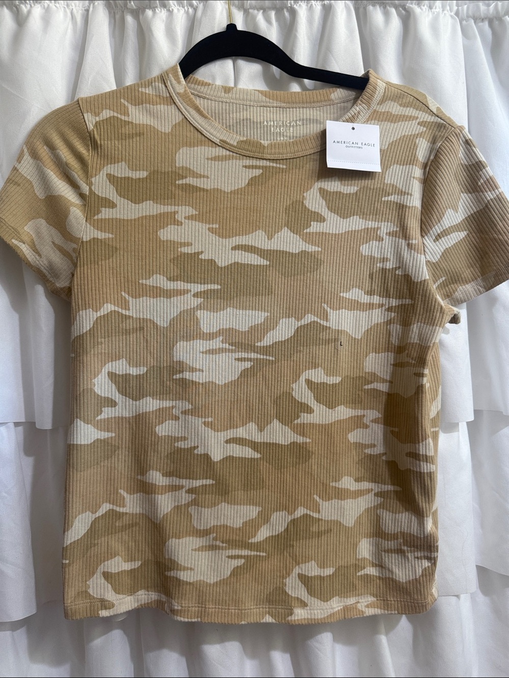 American Eagle Outfitters Tan and Cream Camo Ribbed Short Sleeve Tee